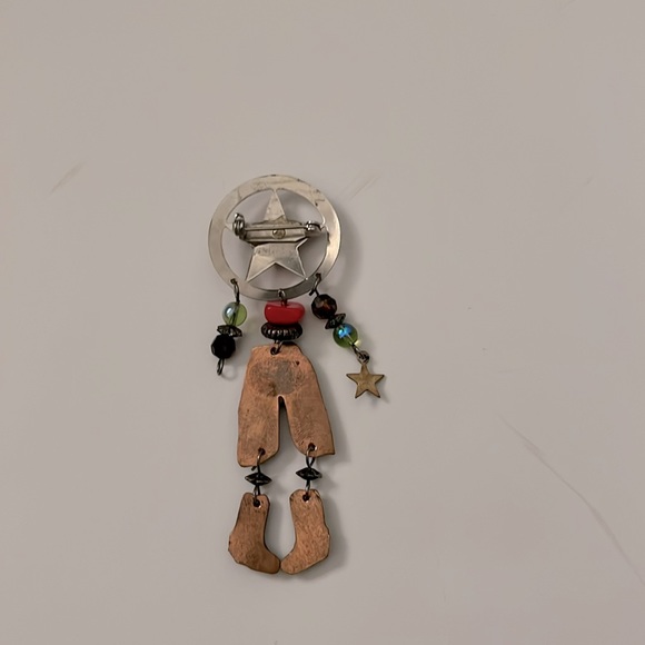 NWOT DESIGNS FROM THE DEEP WESTERN VINTAGE BROOCH - Picture 2 of 3